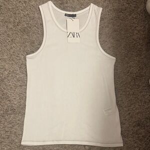 NWT Zara top size medium
